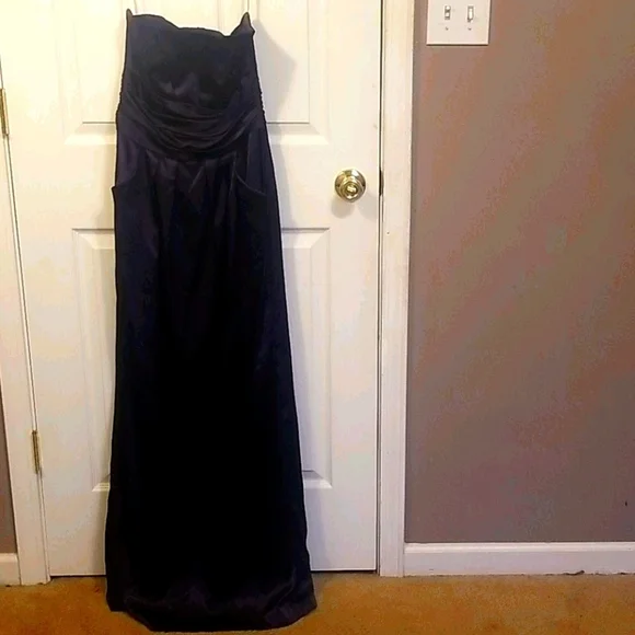 B21"DAVIDS BRIDAL: SIZE 6 DRESS W/POCKET PURPLE - Picture 1 of 7